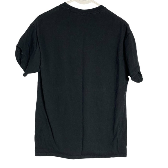 Karma Has No Expiration T-shirt - Picture 2 of 4